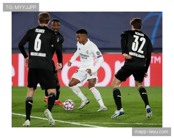 门兴4-0大胜强势回暖,重燃德甲争冠希望 门兴4-0大胜强势回暖,重燃德甲争冠希望