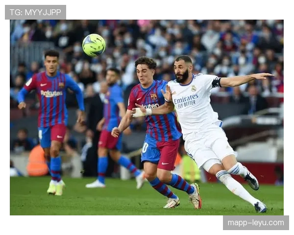 西甲争冠白热化，中游球队稳扎稳打走势明朗