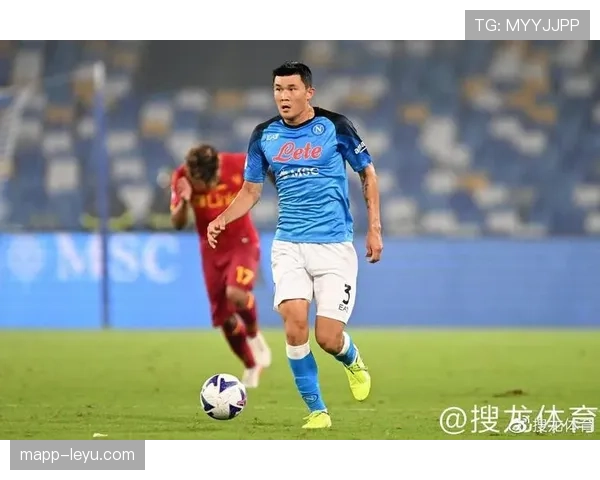 金玟哉双脚能力展示:防守稳健且出球均衡 金玟哉双脚能力展示:防守稳健且出球均衡